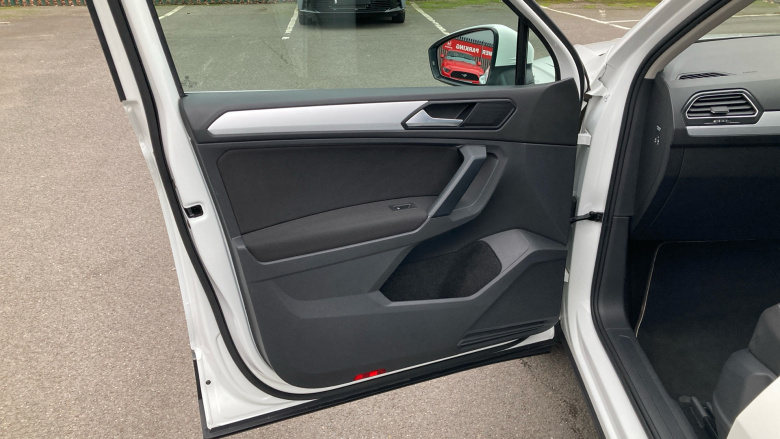 Volkswagen Tiguan 1.5 TSi EVO 150 Match 5dr DSG Petrol Estate